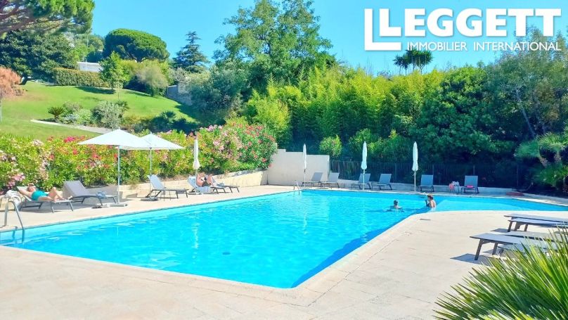 A louer APPARTEMENT DE PRESTIGE T3 98 M2 TERRASSE VUE MER CANNES