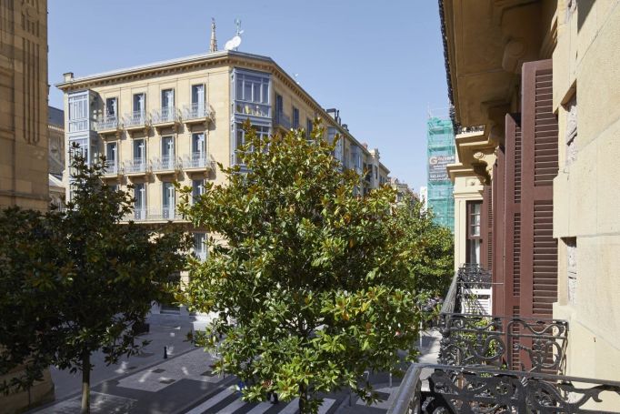 A louer APPARTEMENT DE PRESTIGE  195 M2  SAN SEBASTIáN