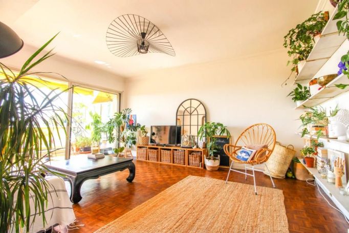 A louer APPARTEMENT T4 73 M2 TERRASSE VUE MER ANTIBES