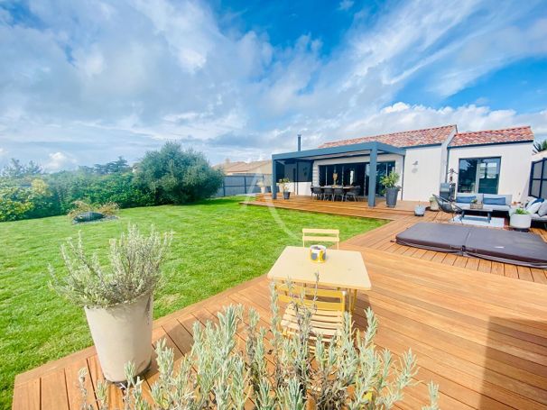 A vendre MAISON  CONTEMPORAINE  L ILE D OLONNE
