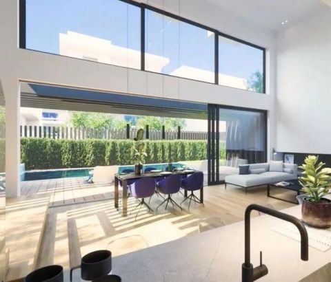 A louer PENTHOUSE DE PRESTIGE T4 264 M2 PIEDS DANS L'EAU GLYFADA