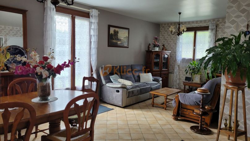 A vendre MAISON  5 PIECES 90 M2  GRUCHET LE VALASSE