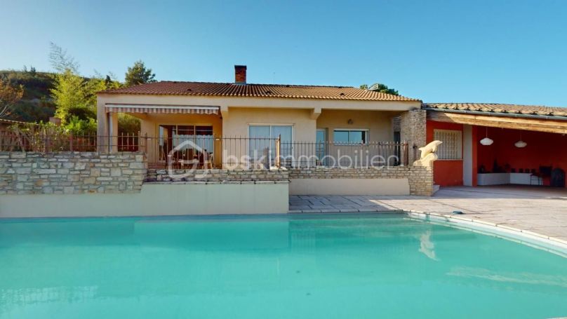 A louer MAISON  D'ARCHITECTE  LIRAC
