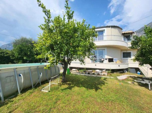 A louer MAISON  4 PIECES 124 M2 VUE MER CASTELLAR