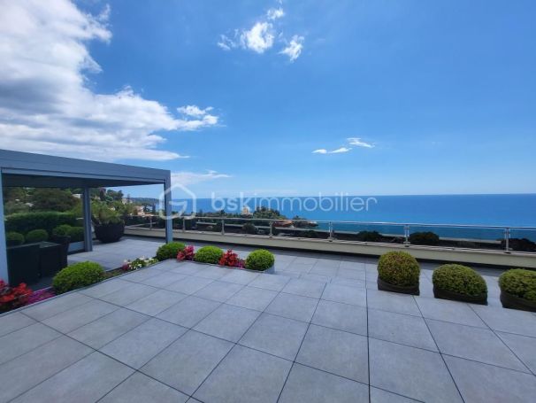 A louer PENTHOUSE DE PRESTIGE T7 344 M2 TERRASSE BORD DE MER ROQUEBRUNE CAP MARTIN