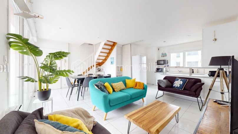 A louer APPARTEMENT DUPLEX T3 61 M2 TERRASSE BORD DE MER ROYAN