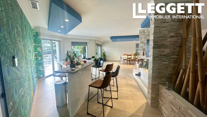 A louer MAISON  9 PIECES 234 M2  ALES