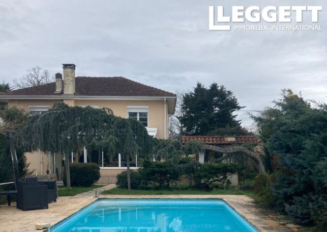 A louer MAISON  7 PIECES 225 M2  VILLENEUVE DE MARSAN