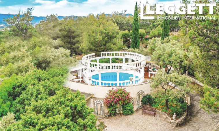 A louer MAISON  DE MAîTRE  BEAUCAIRE