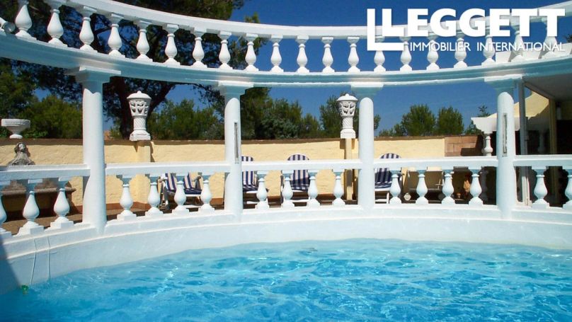 A louer MAISON  DE MAîTRE  BEAUCAIRE