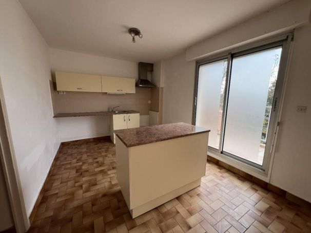 A louer APPARTEMENT T3 63 M2 TERRASSE BORD DE MER AGDE