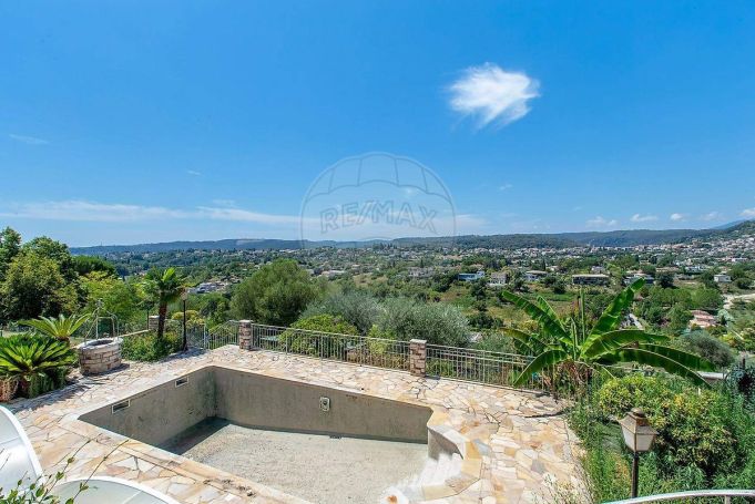 A louer MAISON  7 PIECES 181 M2  SAINT PAUL DE VENCE