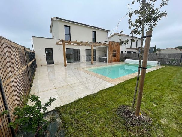 A louer MAISON  CONTEMPORAINE  SAINT AUGUSTIN