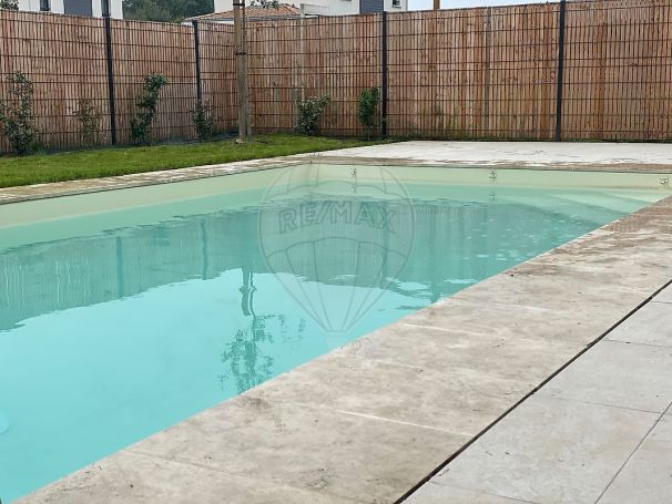 A louer MAISON  CONTEMPORAINE  SAINT AUGUSTIN