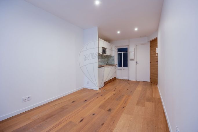 A louer STUDIO  20 M2 BORD DE MER LA ROCHELLE