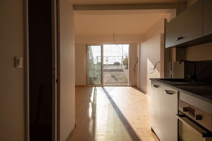 A louer APPARTEMENT T3 56 M2 PIEDS DANS L'EAU ROYAN