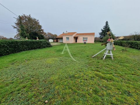 A vendre MAISON  4 PIECES 112 M2  POIROUX