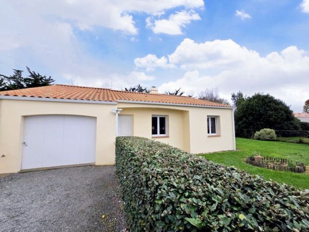 A vendre MAISON  3 PIECES 80 M2  LE PERRIER