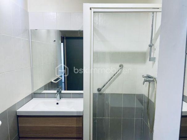 A louer APPARTEMENT T2 52 M2  MONTPELLIER