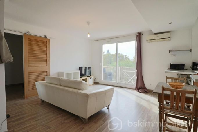 A vendre APPARTEMENT T2 42 M2 BORD DE MER TOULON