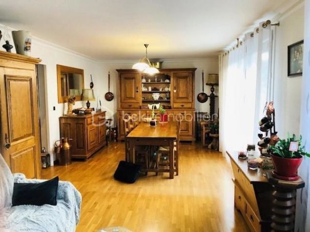 A louer APPARTEMENT T5 94 M2  MAROMME