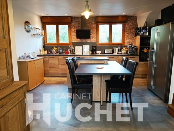 A louer APPARTEMENT T6 133 M2 BORD DE MER MERVILLE FRANCEVILLE PLAGE
