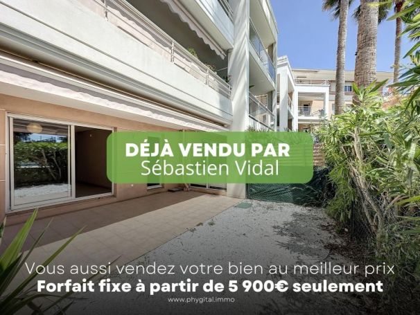 A louer APPARTEMENT DE PRESTIGE T3 66 M2 TERRASSE BORD DE MER ANTIBES