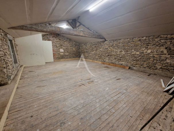 A vendre LONGèRE  6 PIECES 114 M2 BORD DE MER TALMONT SAINT HILAIRE