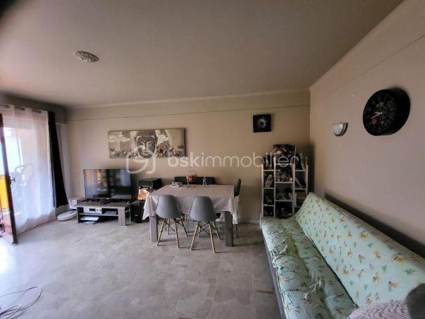 A louer APPARTEMENT T3 72 M2 BORD DE MER ROQUEBRUNE CAP MARTIN