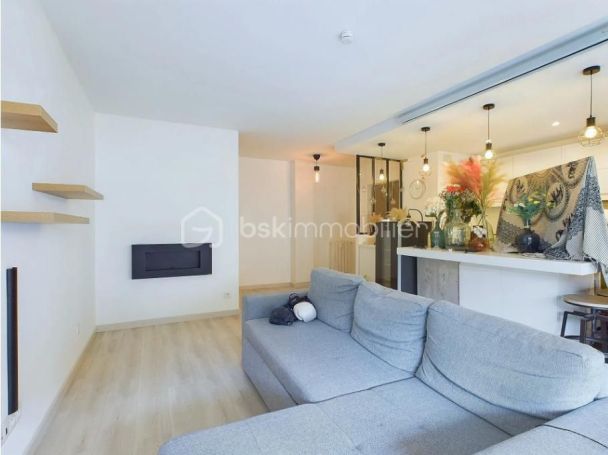A louer APPARTEMENT T3 64 M2 BORD DE MER MENTON
