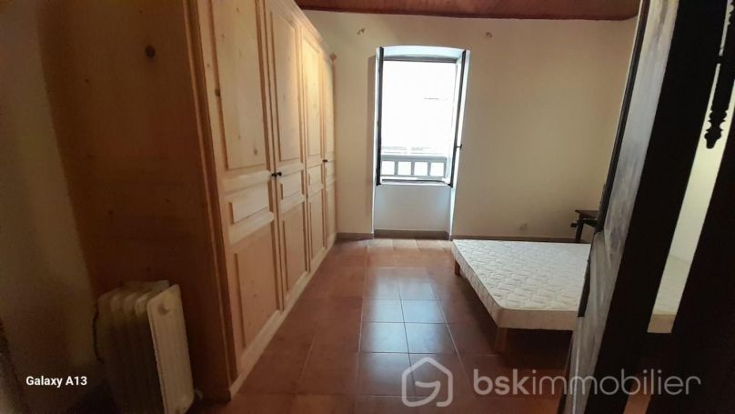 A louer APPARTEMENT T5 74 M2 TERRASSE BORD DE MER BONIFACIO