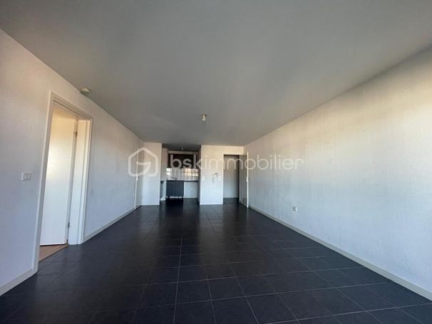 A louer APPARTEMENT T3 65 M2  EYSINES