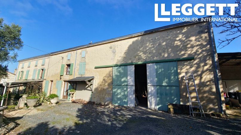 A louer LONGèRE  10 PIECES 270 M2  BENET