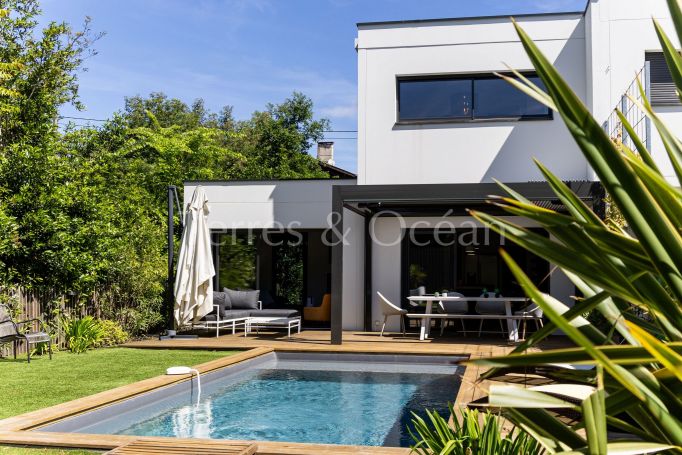 A vendre MAISON  CONTEMPORAINE BORD DE MER CAPBRETON