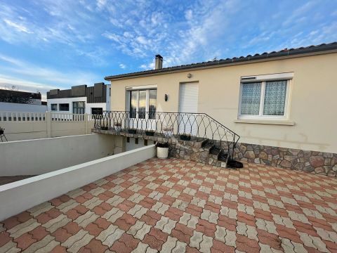 A vendre MAISON  4 PIECES 110 M2 BORD DE MER JARD SUR MER