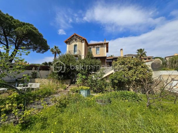 A louer MAISON  DE MAîTRE VUE MER SAINTE MAXIME