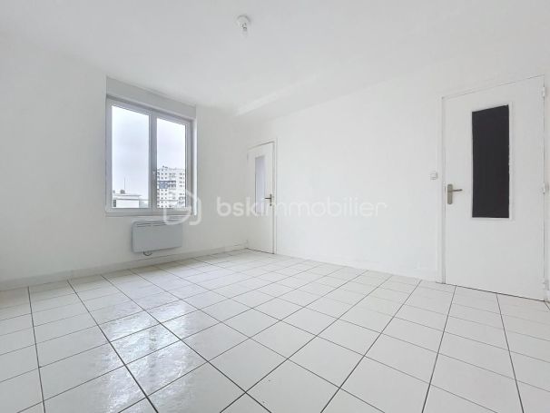A louer STUDIO  24 M2  CAEN