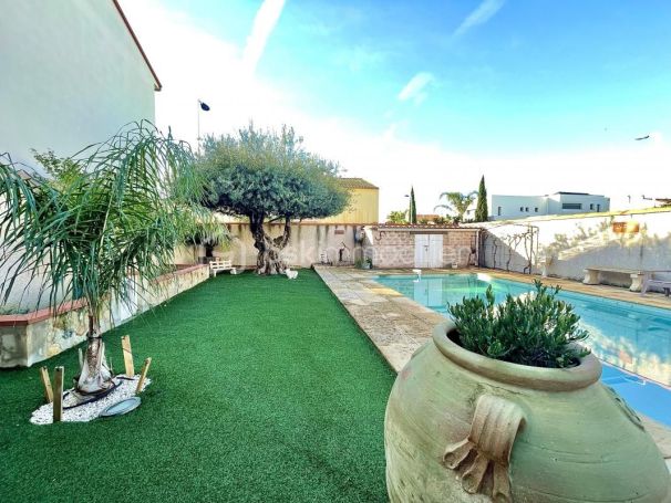 A louer MAISON  5 PIECES 165 M2 BORD DE MER CANET EN ROUSSILLON