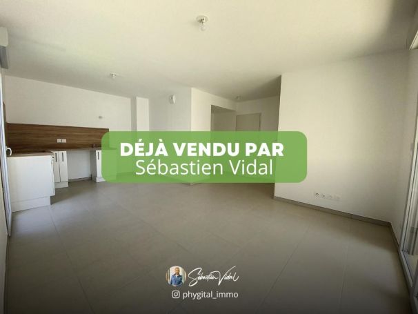 A louer APPARTEMENT T2 43 M2 TERRASSE BORD DE MER MANDELIEU LA NAPOULE