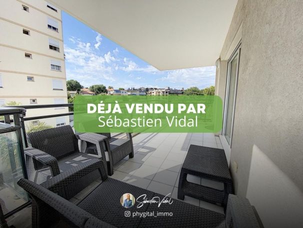 A louer APPARTEMENT T3 73 M2 TERRASSE BORD DE MER ANTIBES