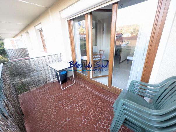 A louer STUDIO  29 M2 TERRASSE  VERNET LES BAINS