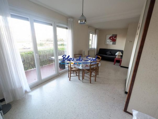 A louer STUDIO  29 M2 TERRASSE  VERNET LES BAINS