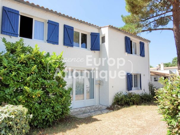 A vendre MAISON  4 PIECES 80 M2 BORD DE MER LA PALMYRE   LES MATHES