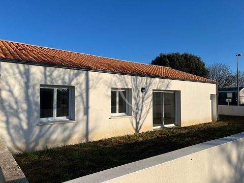 A vendre MAISON  4 PIECES 85 M2 BORD DE MER JARD SUR MER