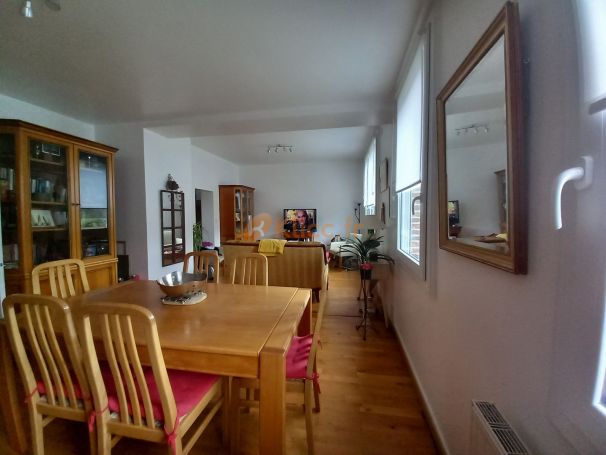 A vendre MAISON  5 PIECES 136 M2 PLAGE à PIED VITTEFLEUR école coiffeur boulangerie épicerie