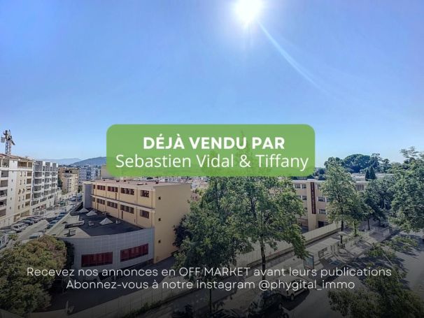 A louer APPARTEMENT T3 66 M2 BORD DE MER NICE