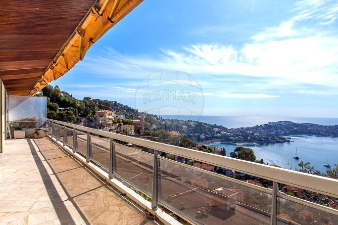 A louer APPARTEMENT T4 165 M2 TERRASSE BORD DE MER VILLEFRANCHE SUR MER