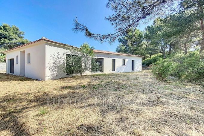 A louer MAISON  4 PIECES 125 M2  SEPTEMES LES VALLONS