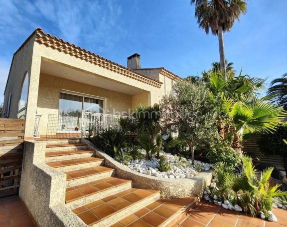 A vendre BELLE VILLA 6 PIECES 156 M² Le Grau D Agde