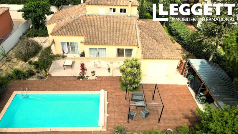 A louer MAISON  6 PIECES 188 M2 BORD DE MER AGDE